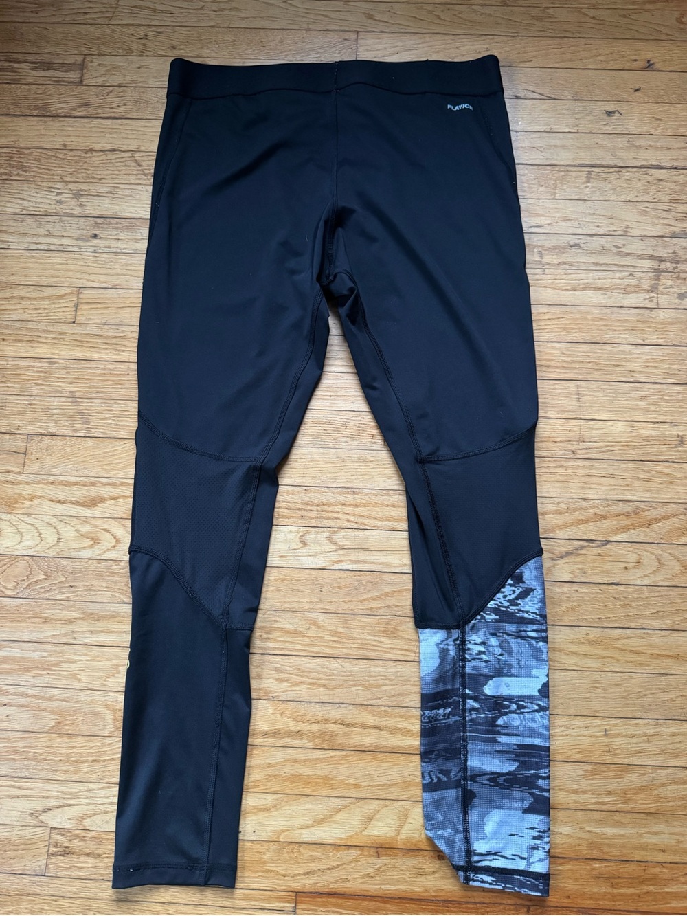 Reebok Men's Athletic Compression Tights / Leggings with Graphic Details